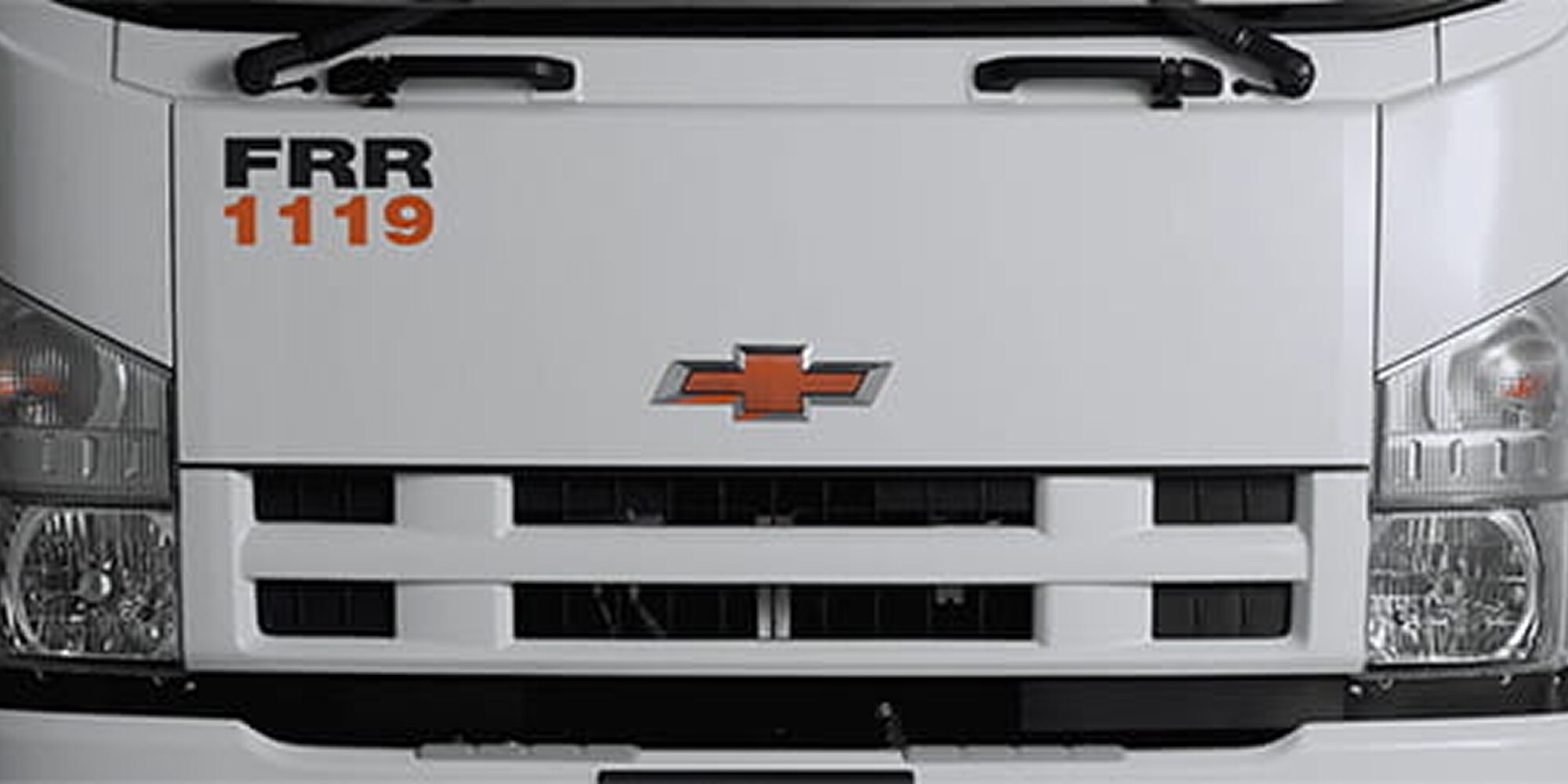 Camión frr 1119 parachoque